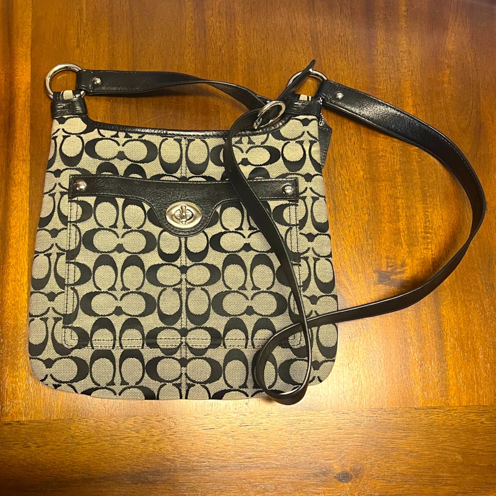 COACH Canvas Penelope H1168